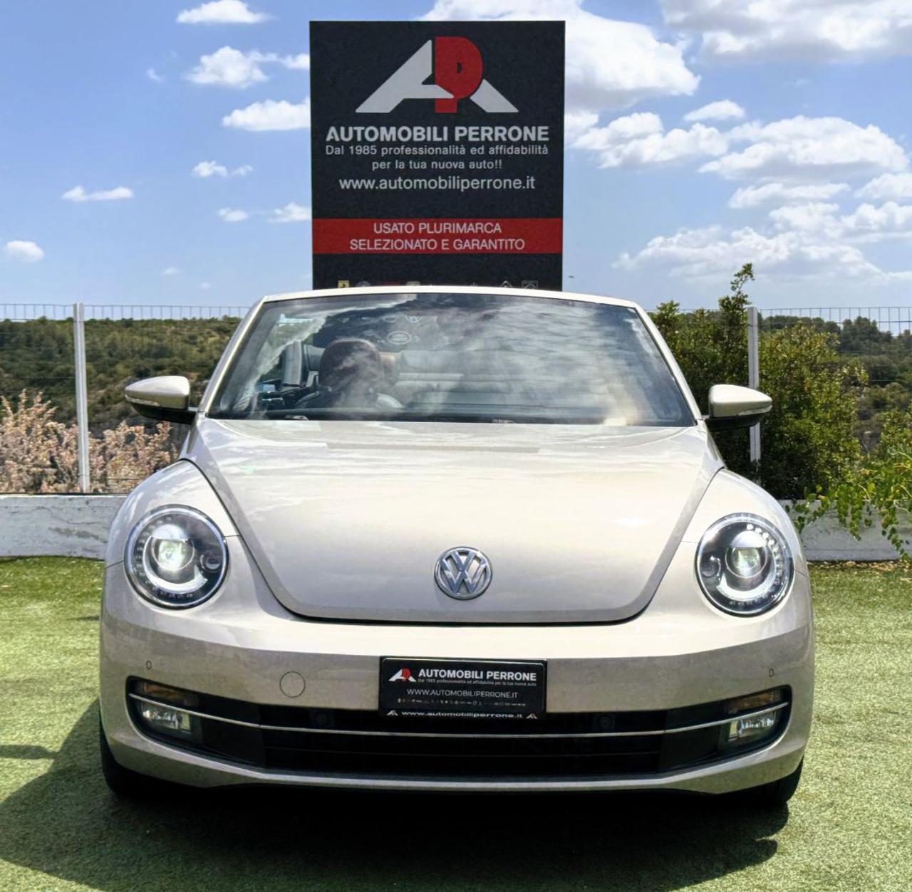 VOLKSWAGEN Maggiolino Cabrio 2.0 TDI DSG Sport Exclusive - UNICA - 2