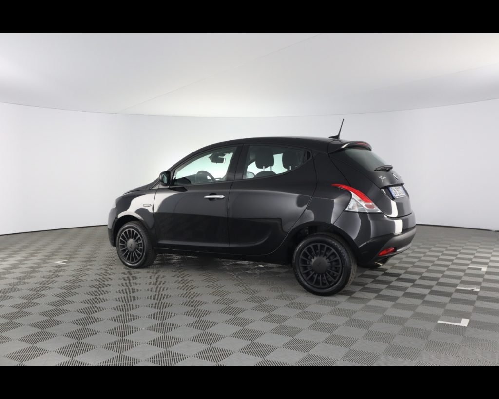 LANCIA Ypsilon 1.0 firefly hybrid Silver s&s 70cv - 11