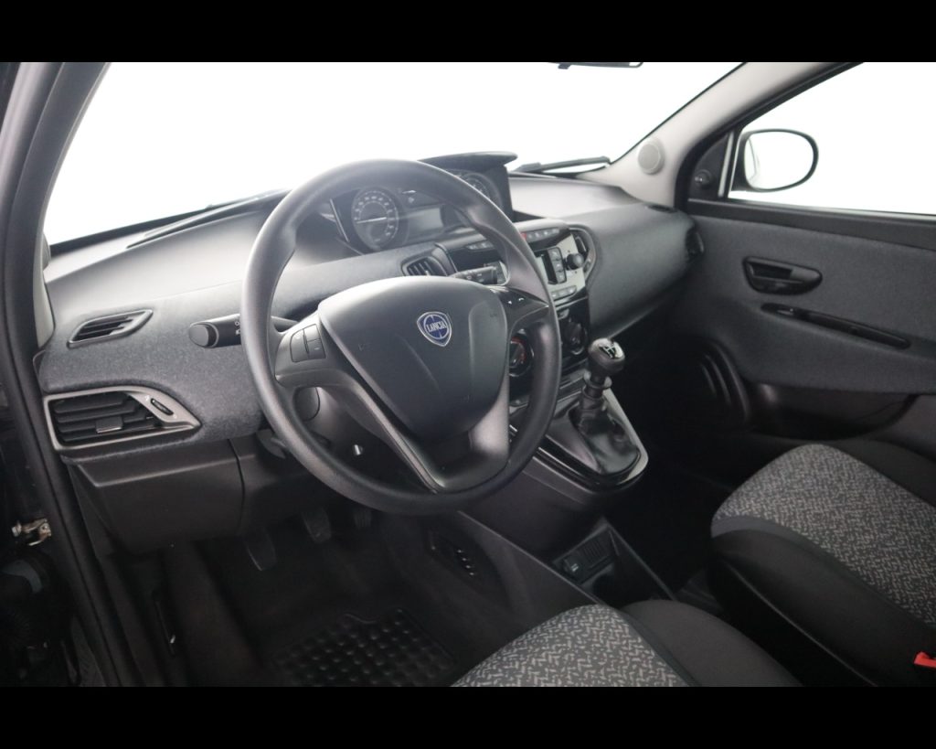 LANCIA Ypsilon 1.0 firefly hybrid Silver s&s 70cv - 13