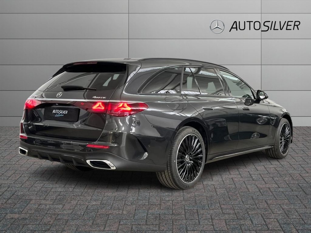 MERCEDES-BENZ E 220 d Mild hybrid 4Matic S.W. AMG Line Premium - 2