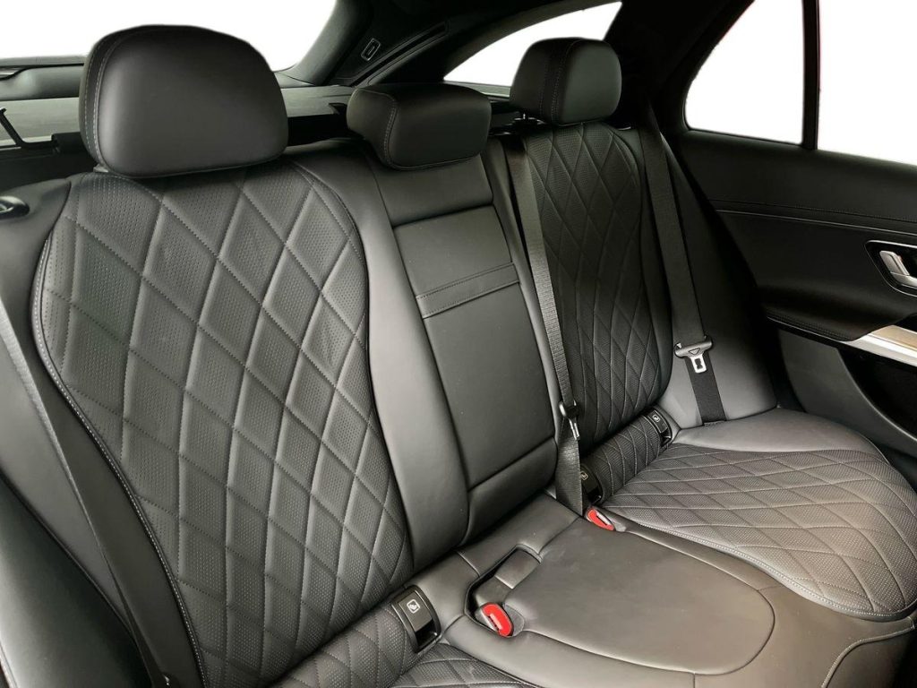 MERCEDES-BENZ E 220 d Mild hybrid 4Matic S.W. AMG Line Premium - 15