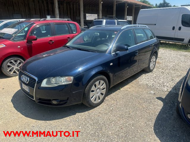 AUDI A4 Blu pastello