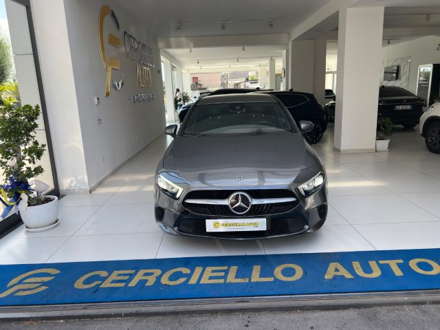 MERCEDES-BENZ A 200 Grigio scuro metallizzato