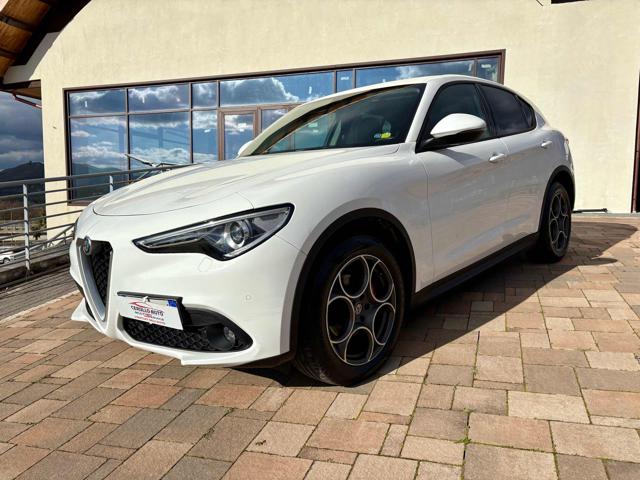 ALFA ROMEO Stelvio Bianco metallizzato
