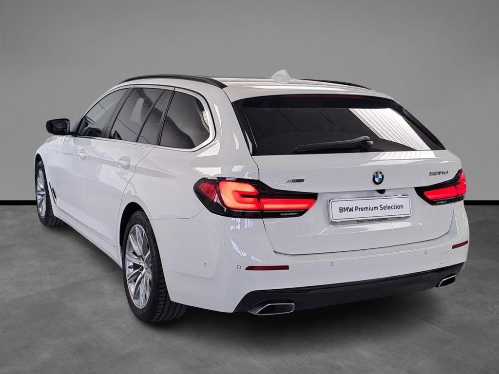 BMW 520 d 48V xDrive Touring Aut. + Tetto apr. - 5