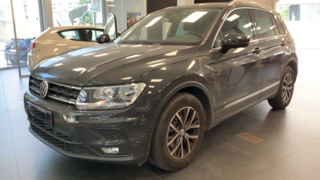 VOLKSWAGEN Tiguan Grigio scuro metallizzato