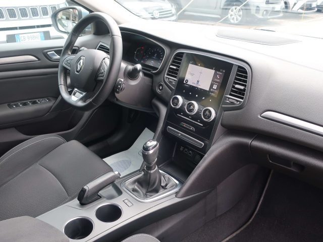 Renault Megane Megane IV Sporter Sporter 1.5 blue dci Bus. 115cv - Foto 8