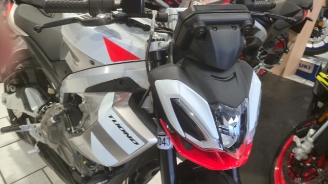 APRILIA Tuono 457 Rosso pastello