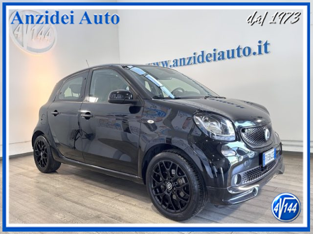 SMART ForFour Nero pastello