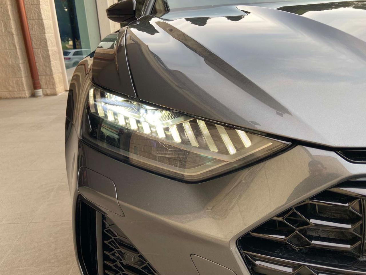 AUDI RS6 Avant 4.0 TFSI V8 quattro tiptronic - 49