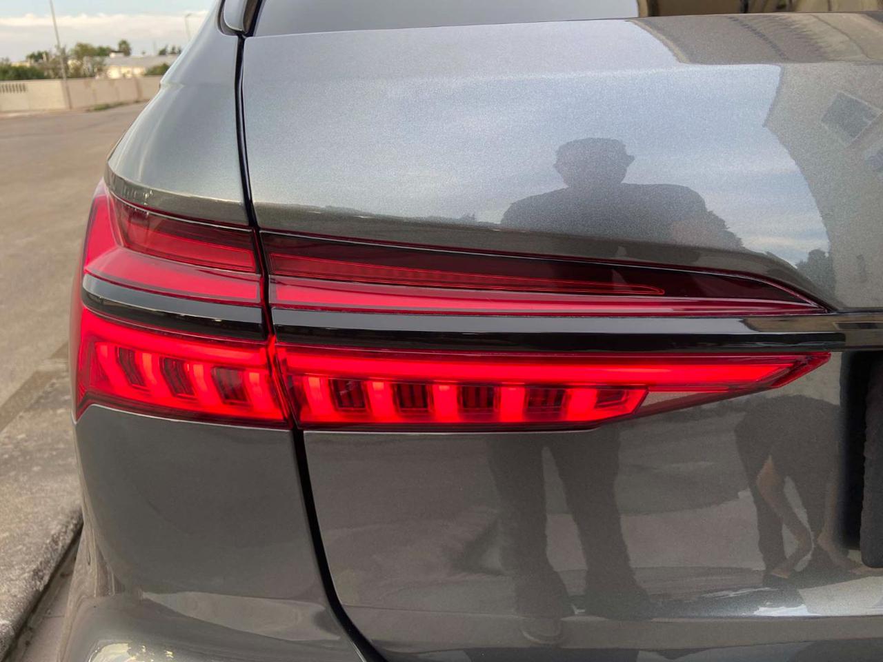 AUDI RS6 Avant 4.0 TFSI V8 quattro tiptronic - 53