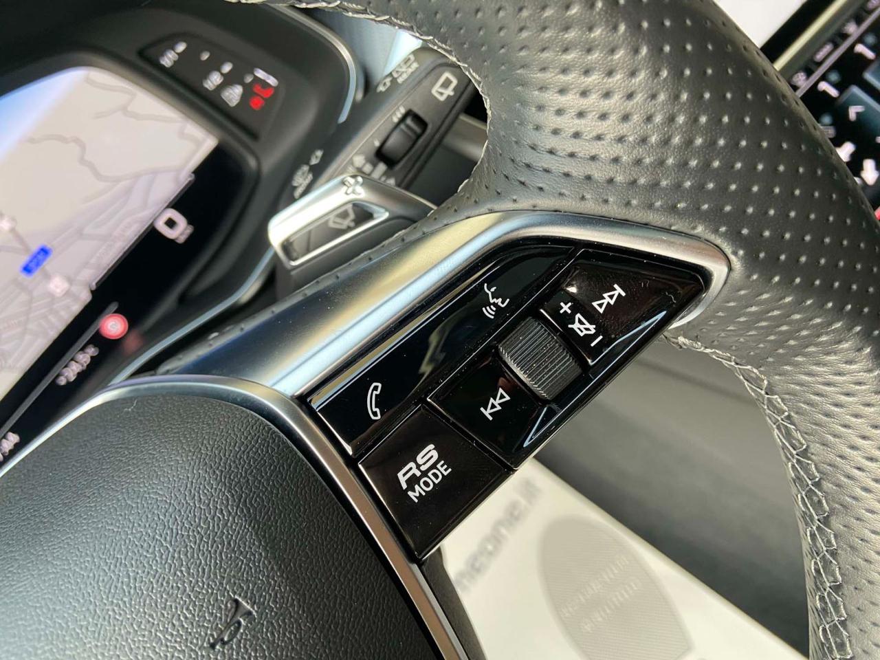 AUDI RS6 Avant 4.0 TFSI V8 quattro tiptronic - 30