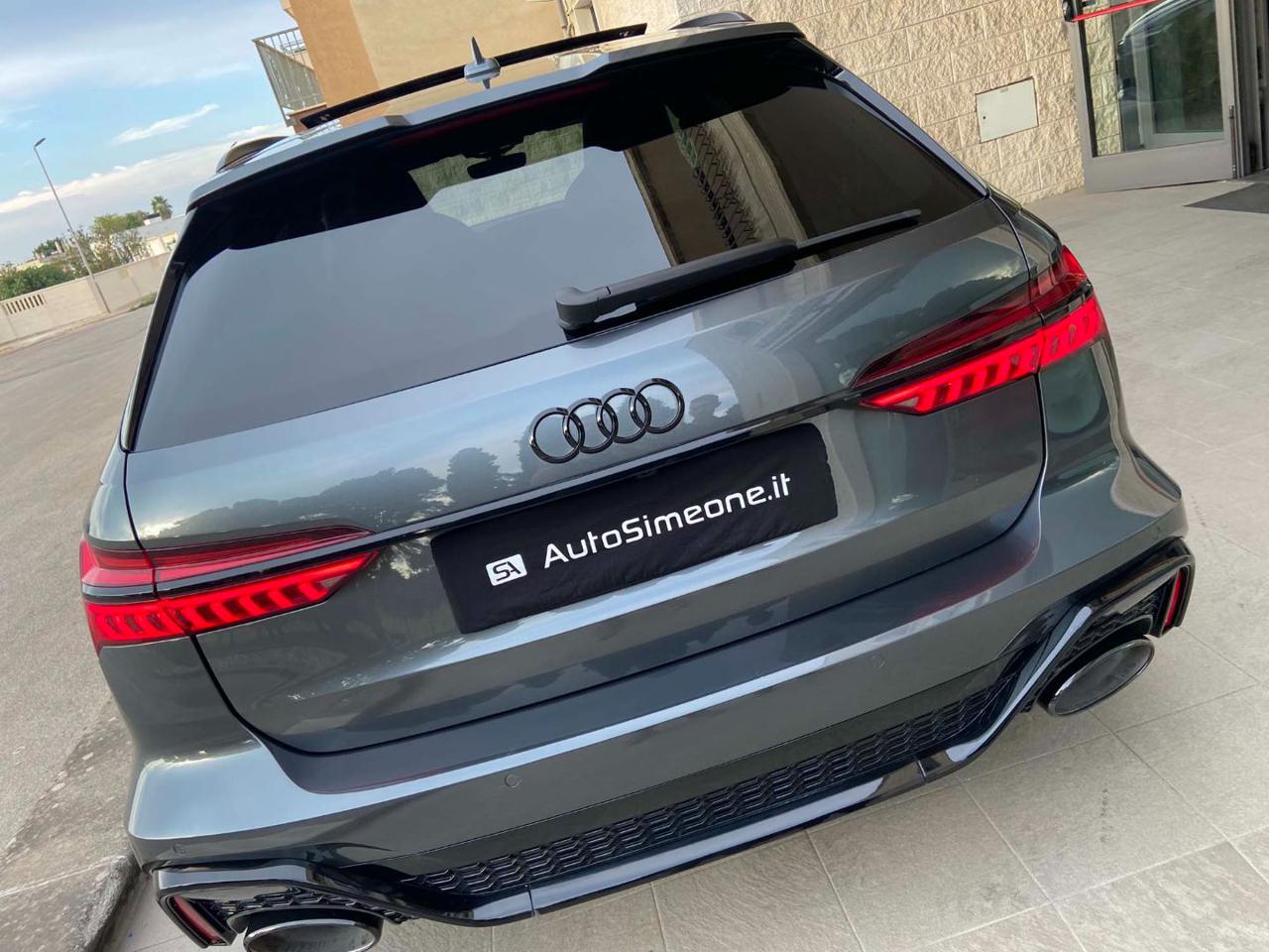 AUDI RS6 Avant 4.0 TFSI V8 quattro tiptronic - 52