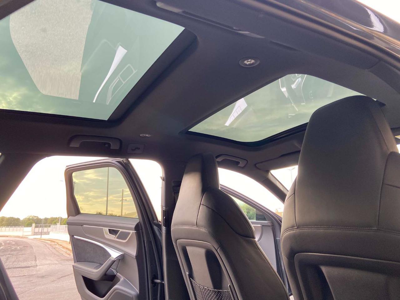 AUDI RS6 Avant 4.0 TFSI V8 quattro tiptronic - 22