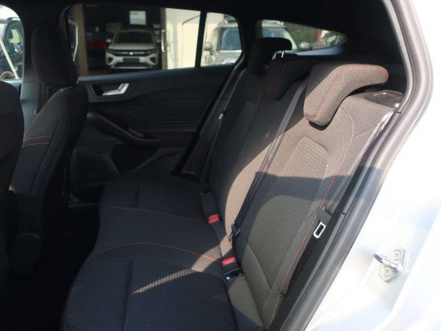 Ford Focus Focus V SW 1.5 ecoblue ST-Line Style 115cv auto - Foto 9