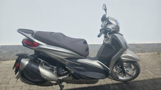 PIAGGIO Beverly 300 i.e. Grigio pastello