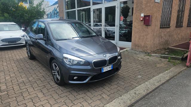 BMW 218 Grigio scuro metallizzato