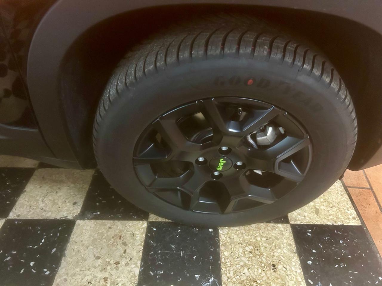 JEEP Avenger 1.2 Turbo 145 CV 4xe Upland Tetto Apr - 3