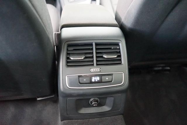 AUDI A4 37