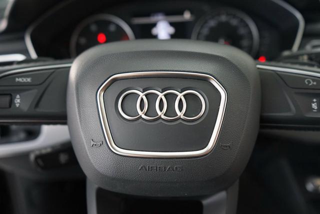 AUDI A4 44