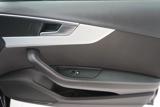 AUDI A4 32 thumb