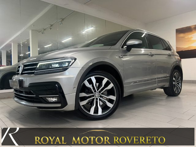 VOLKSWAGEN Tiguan Grigio metallizzato