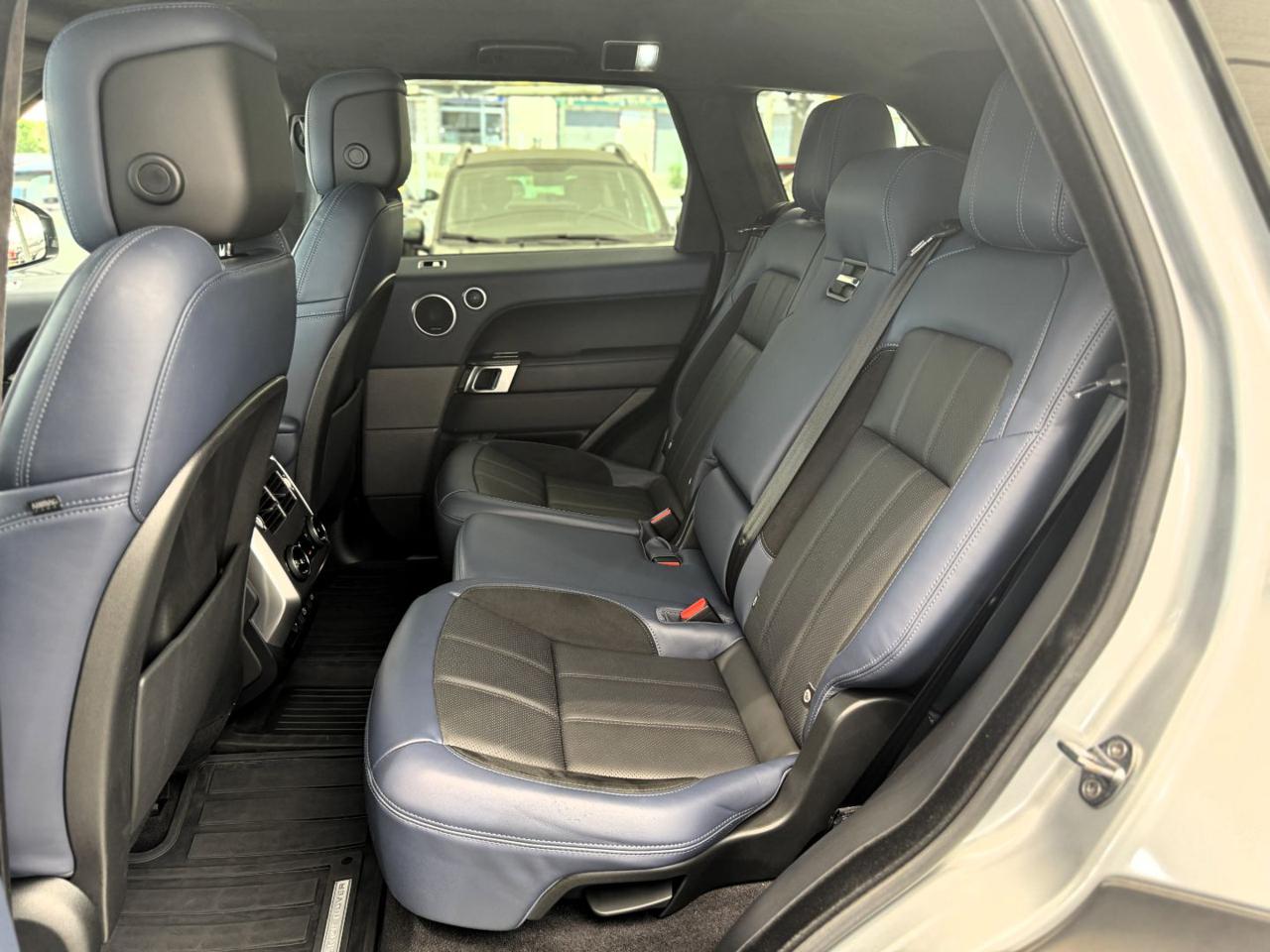 LAND ROVER Range Rover Sport 3.0D l6 350cv HST - Special Edition - 12