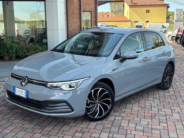 VOLKSWAGEN Golf Grigio pastello