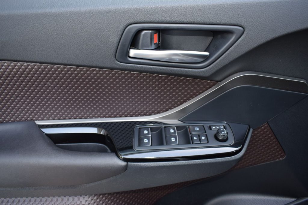 TOYOTA C-HR C-HR 1.2 Turbo CVT 4WD Lounge - 23