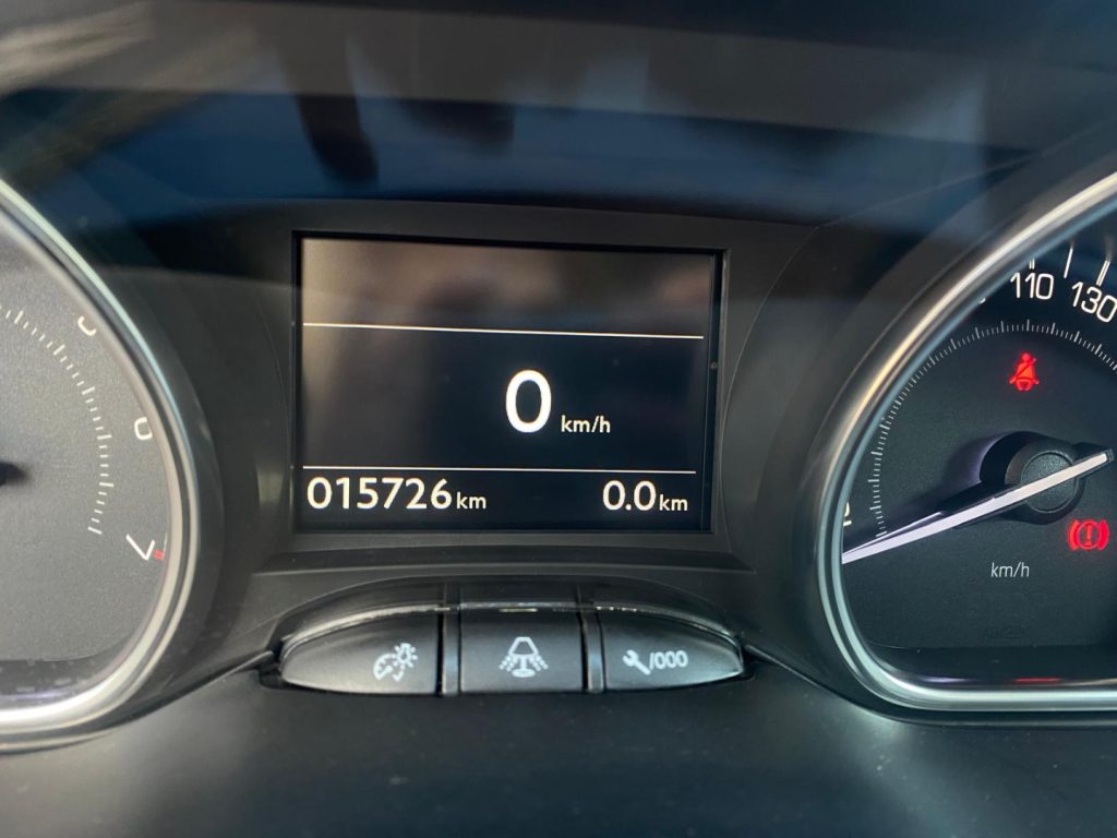 PEUGEOT 2008 Allure *NAVI*RETROCAMERA*VETRI OSCURATI*LEGA - 13