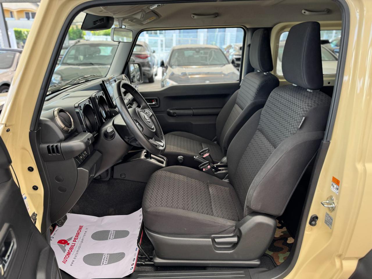 SUZUKI Jimny 1.5 AT Top 4wd 4 posti ( Auto/Navi/Xeno/Ridotte) - 6