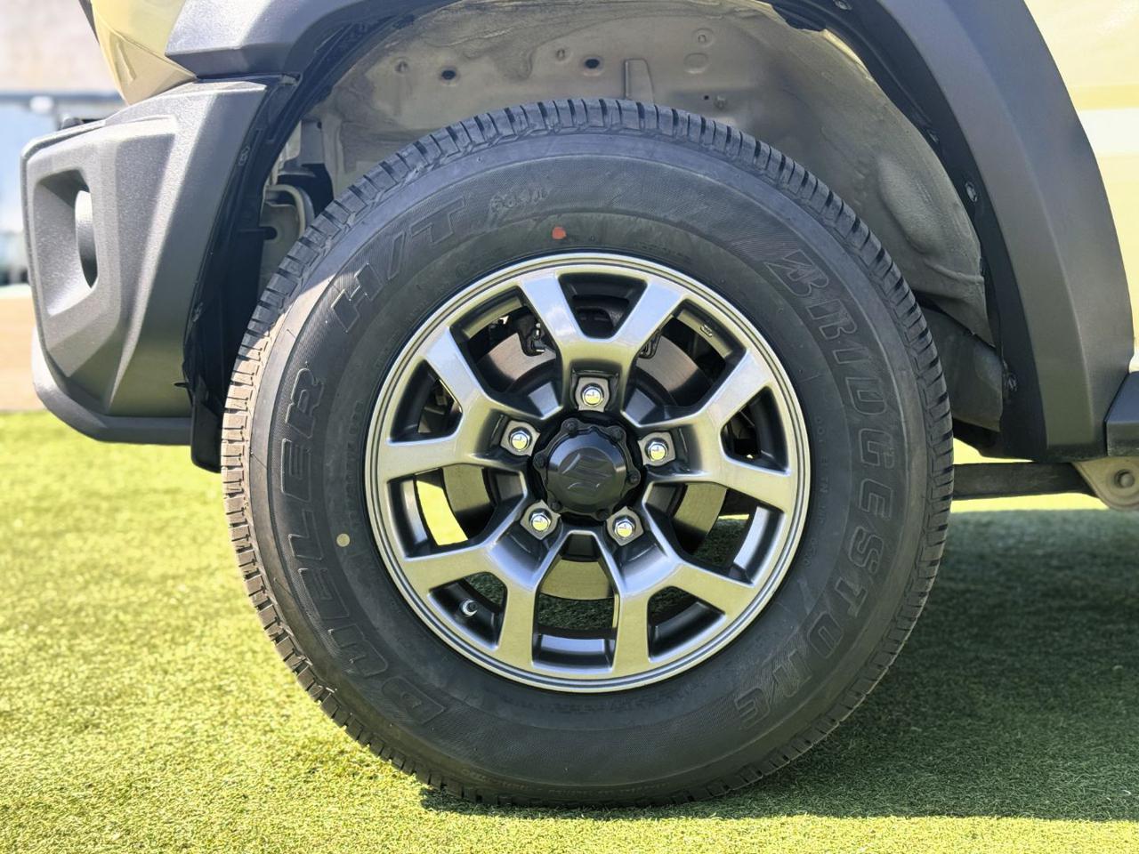 SUZUKI Jimny 1.5 AT Top 4wd 4 posti ( Auto/Navi/Xeno/Ridotte) - 17