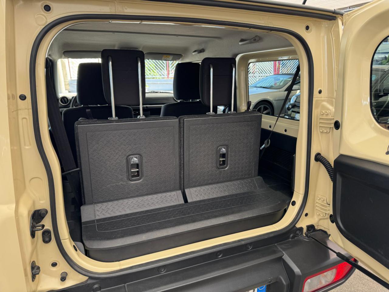 SUZUKI Jimny 1.5 AT Top 4wd 4 posti ( Auto/Navi/Xeno/Ridotte) - 33