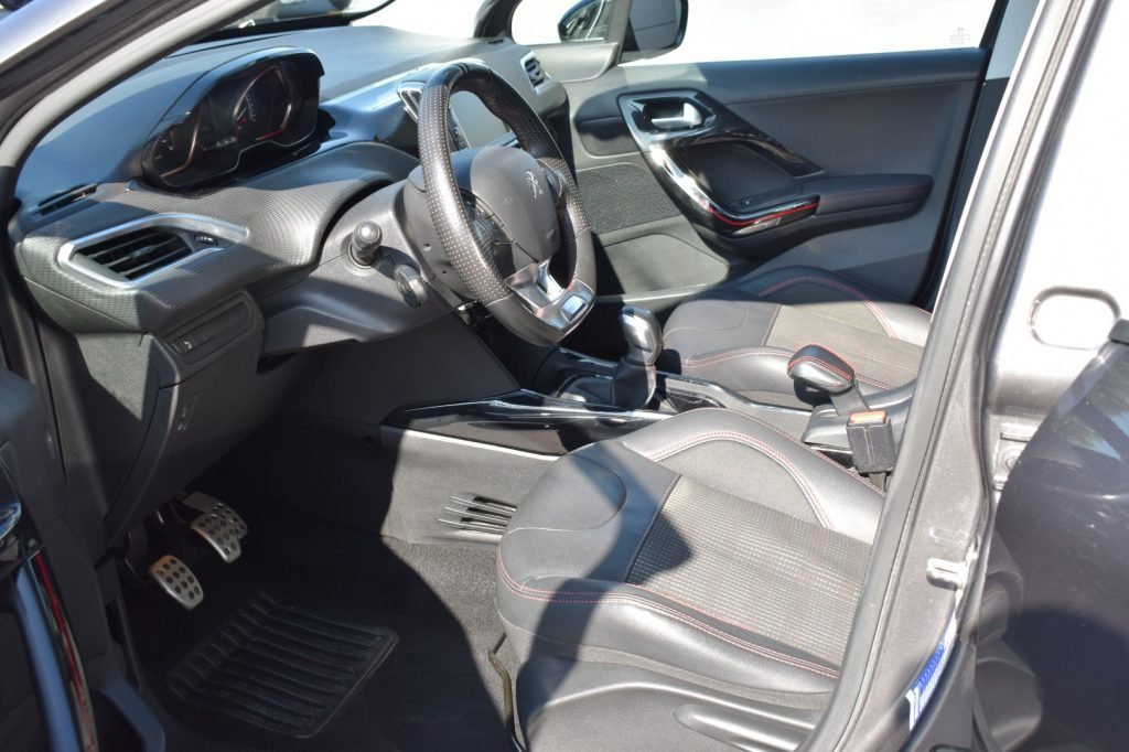 PEUGEOT 2008 BlueHDi GT Line NEOPATENTATI - 11