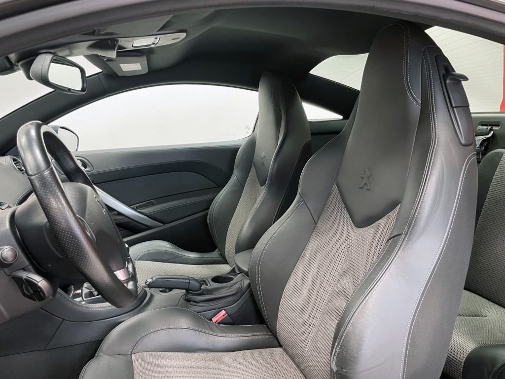 PEUGEOT RCZ 1.6 THP 200CV - 18