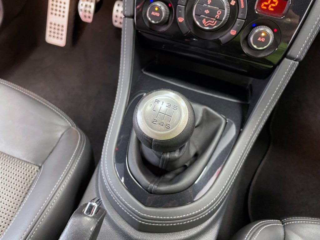 PEUGEOT RCZ 1.6 THP 200CV - 43