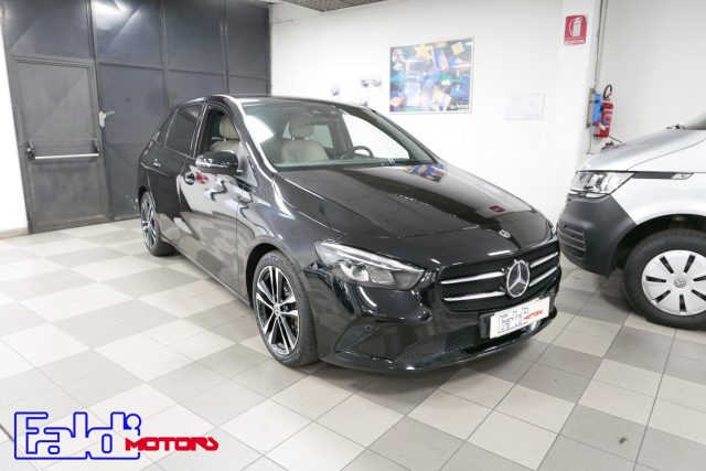 MERCEDES-BENZ B 180 Nero metallizzato