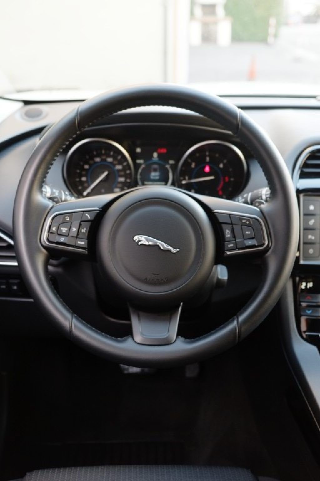 JAGUAR F-Pace 2.0 D 180 CV AWD aut. IVA ESPOSTA - 10