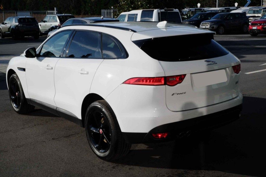 JAGUAR F-Pace 2.0 D 180 CV AWD aut. IVA ESPOSTA - 6