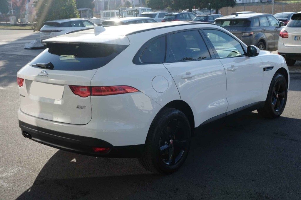 JAGUAR F-Pace 2.0 D 180 CV AWD aut. IVA ESPOSTA - 8