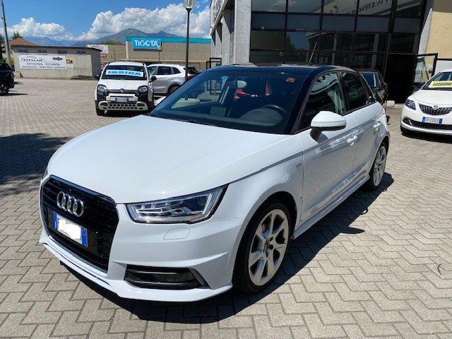 AUDI A1 Bianco pastello