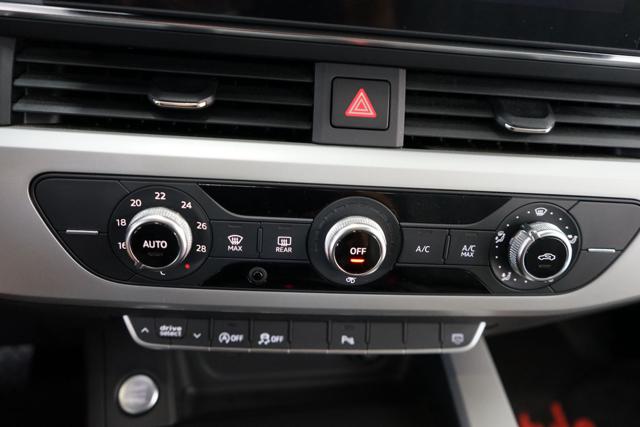 AUDI A4 12