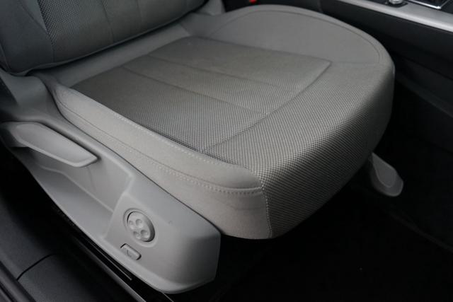 AUDI A4 38
