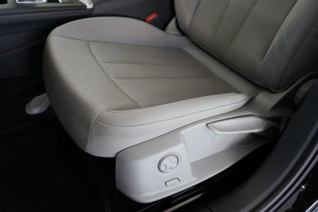 AUDI A4 32