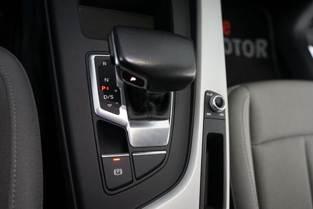 AUDI A4 14