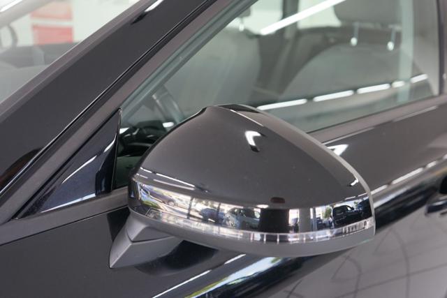 AUDI A4 24