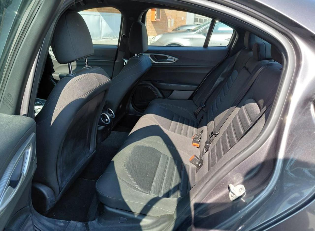 ALFA ROMEO Giulia 2.0 Turbo 280 CV AT8 AWD Q4 Sprint - 7