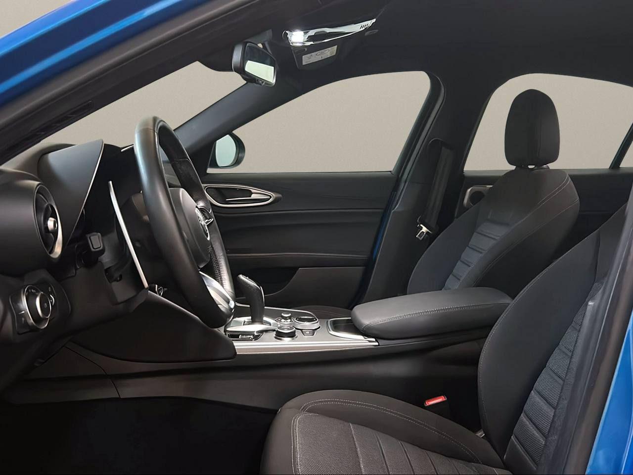 ALFA ROMEO Giulia 2.0 Turbo 280 CV AT8 AWD Q4 Sprint - 8