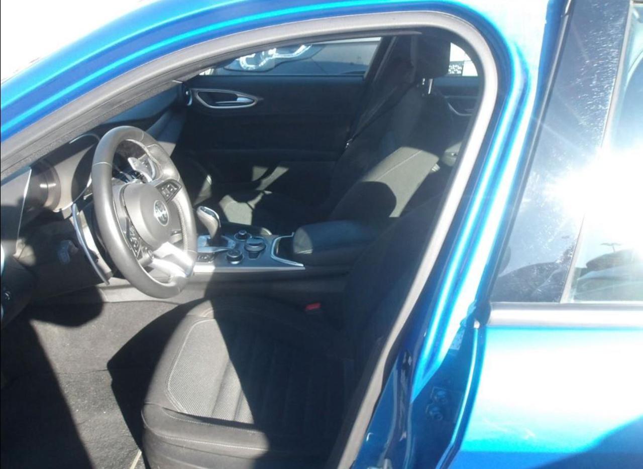 ALFA ROMEO Giulia 2.0 Turbo 280 CV AT8 AWD Q4 Sprint - 6