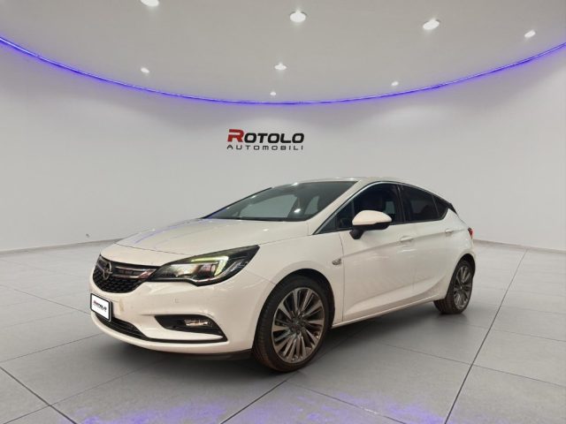 OPEL Astra Bianco pastello
